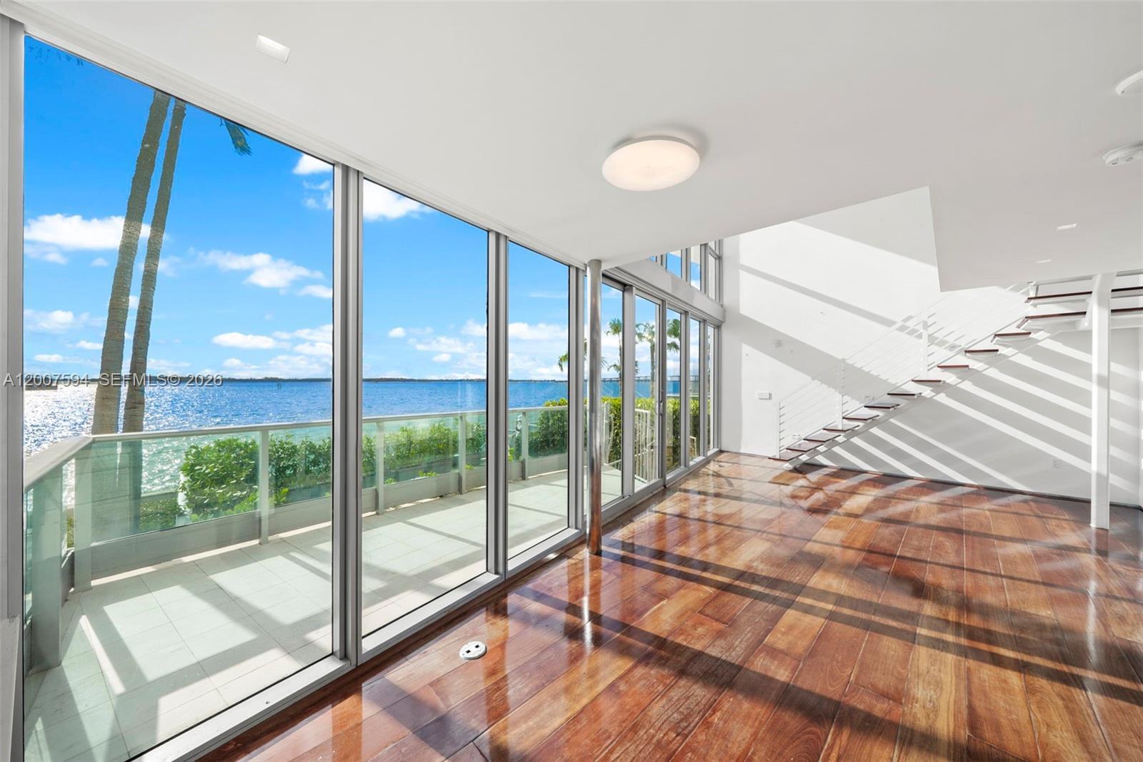 Building Photo - 1331 Brickell Bay Dr