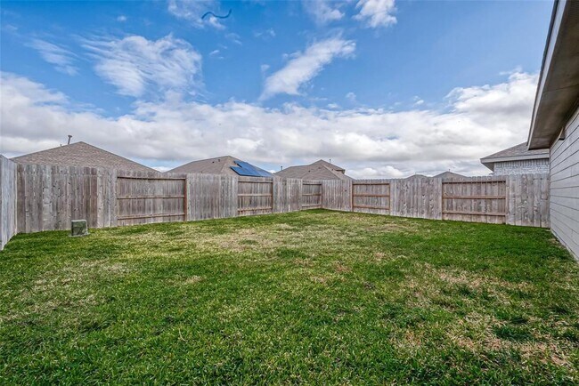 Building Photo - 26818 Wilderye Cv Ln