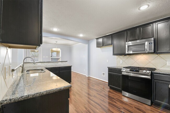 Building Photo - 11711 Red Hummingbird Dr