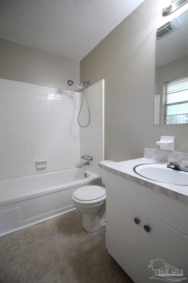 Building Photo - 5675 Vestavia Ln