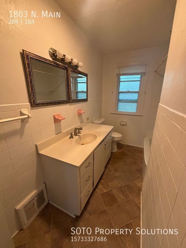 Building Photo - Pet Friendly 2 Bed 1 Bath Home Move In Rea...