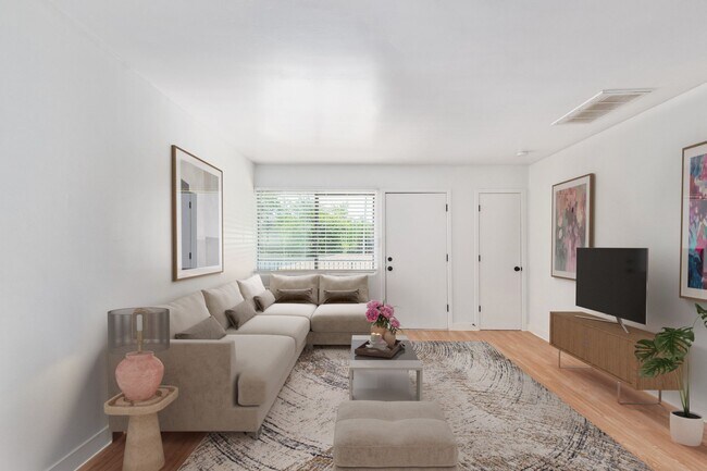 Building Photo - 1231 E Thomas Rd