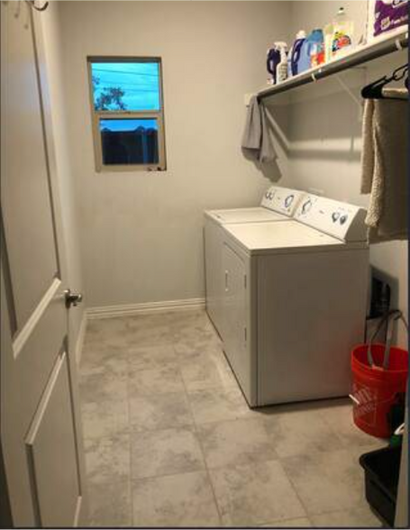 laundry room - 10012 Callan Ln