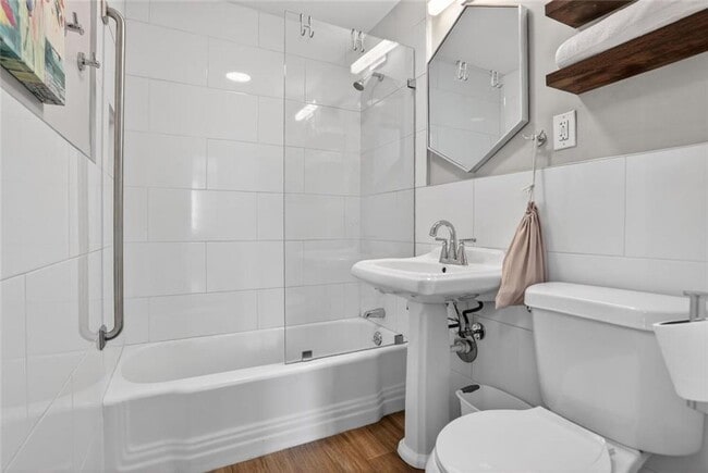 Building Photo - 215 Piedmont Ave NE