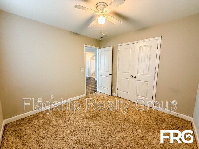 Building Photo - 1217 Teakwood Dr