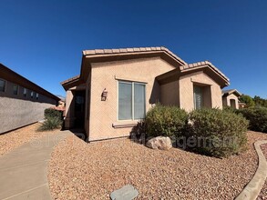 Building Photo - 3753 E Canyon Crest Ave