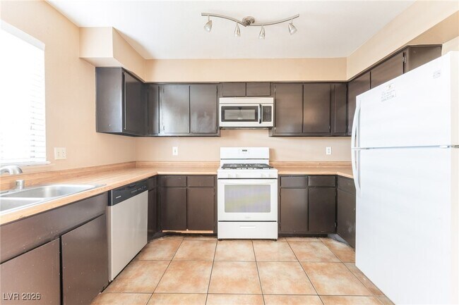 Building Photo - 7090 Burcot Ave