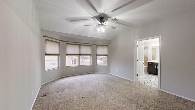 Building Photo - 2915 Thunder Gulch