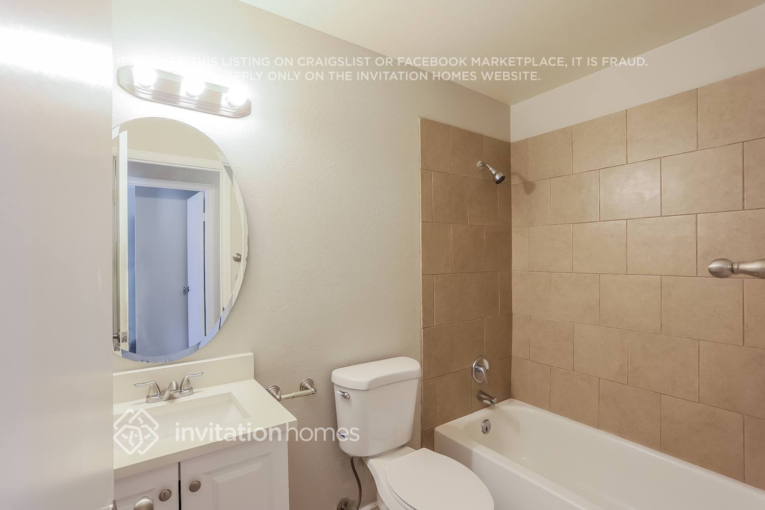 Building Photo - 16803 E Nassau Dr