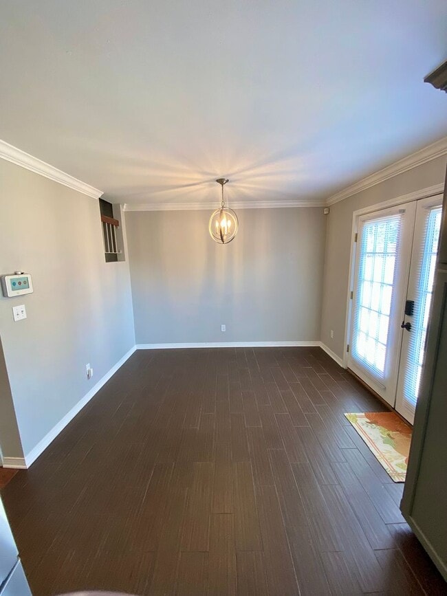 Building Photo - ** 3/1.5 RIVER OAKS CONDOMINIUM **