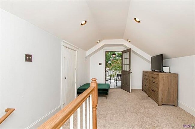 Building Photo - 3 Bedroom House in Capital Heights