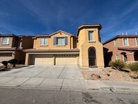 Building Photo - Gorgeous 6Bed/5Bath/4Car, 2-Story Home located in the Mountains Edge