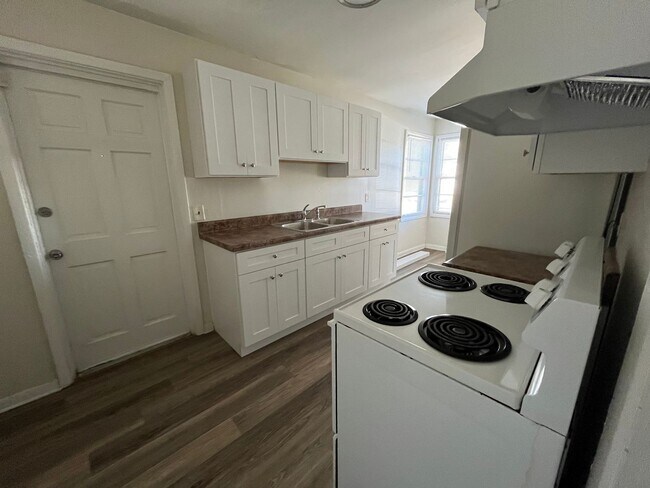 Building Photo - Beautiful 3 bedroom,1 Bath in Brockett Farm in High Point