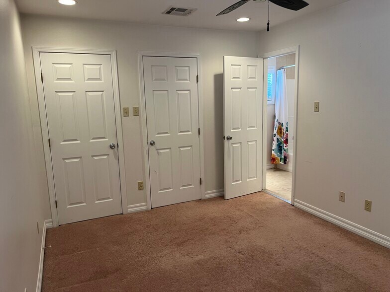 Master Bedroom - 6803 Louisville St