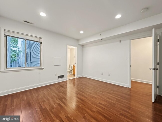Building Photo - 1417 N 17th St