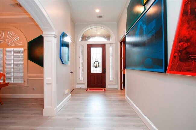 Building Photo - 27 Cape Jasmine Pl