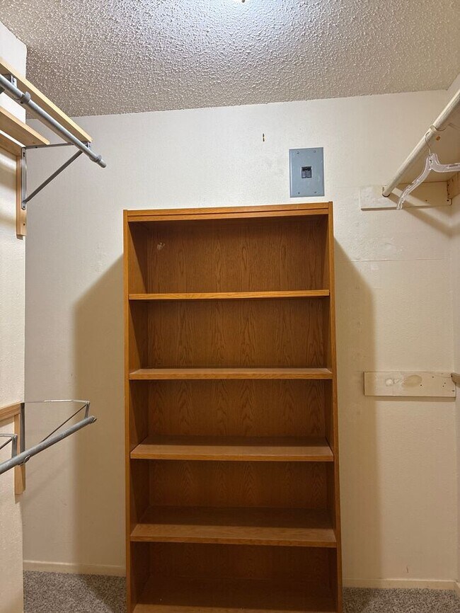 Building Photo - Stylish 1-Bedroom Home with Fireplace, Bal...