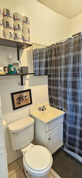 Building Photo - 3858 N St Louis Ave