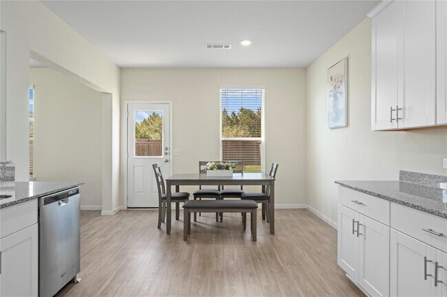 Building Photo - 16314 Dutton Clover Dr