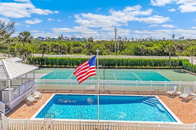 Building Photo - 570 Gulf Blvd
