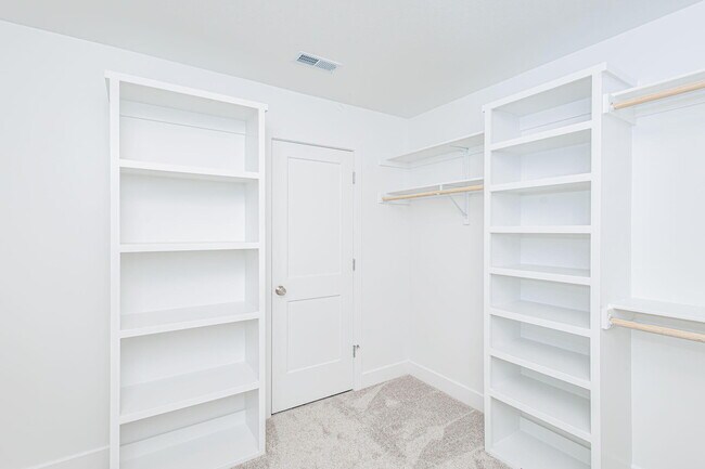 Building Photo - 4600 Chambers Bay Dr