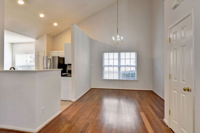 Building Photo - Peaceful Retreat in Willow Lakes