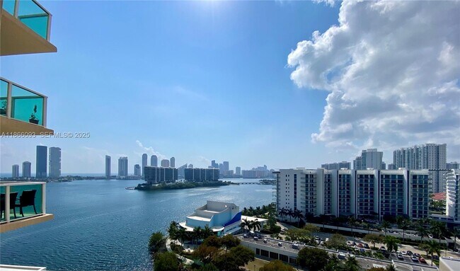 Building Photo - 3330 NE 190th St