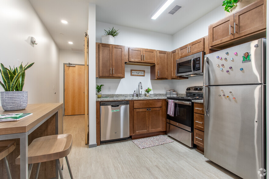 Studio - 275 Sq Ft - The Landing at Marshall University