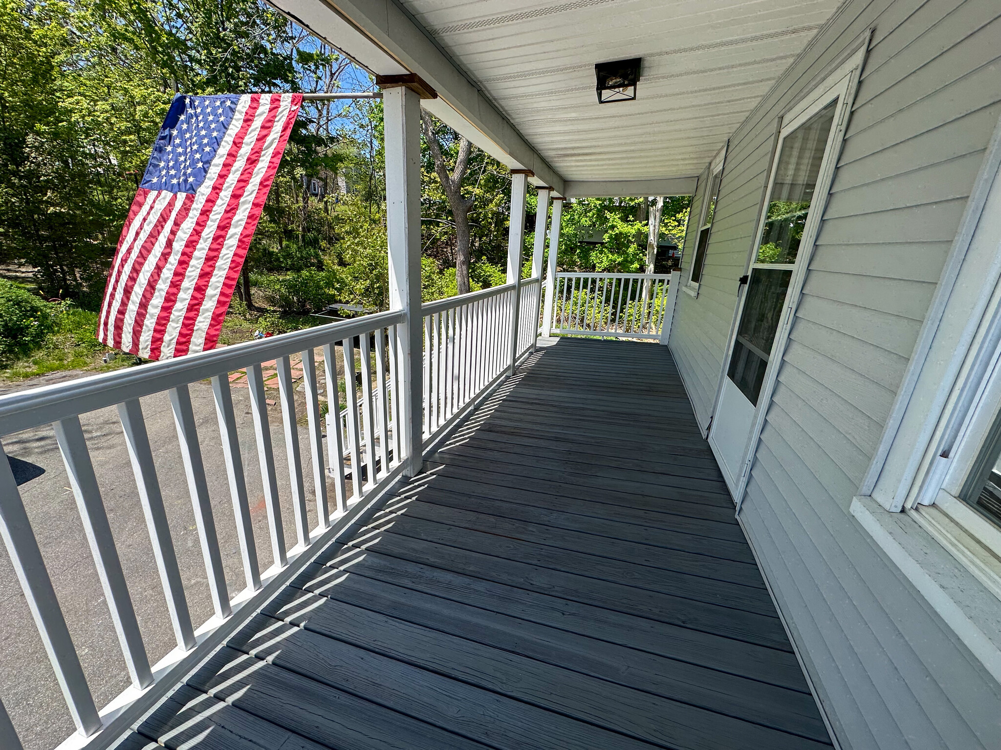 Private Deck - 11 Aubin St