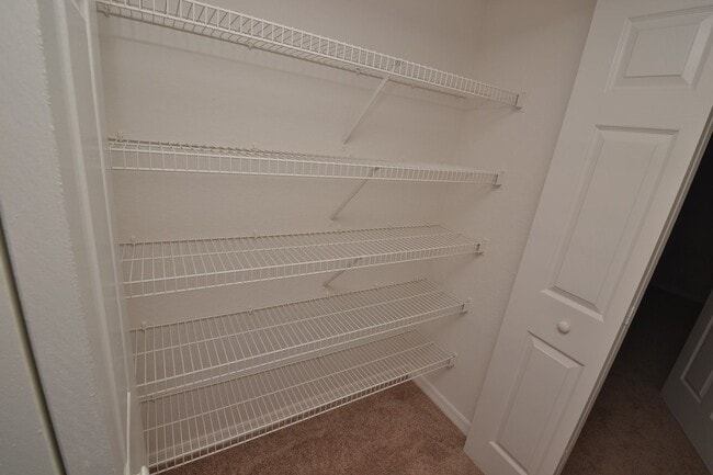 Building Photo - 1/1 Condo in Park Central ~ Gated Community with Resort Style Amenities