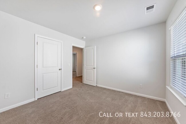 Building Photo - 342 Feldspar Ln