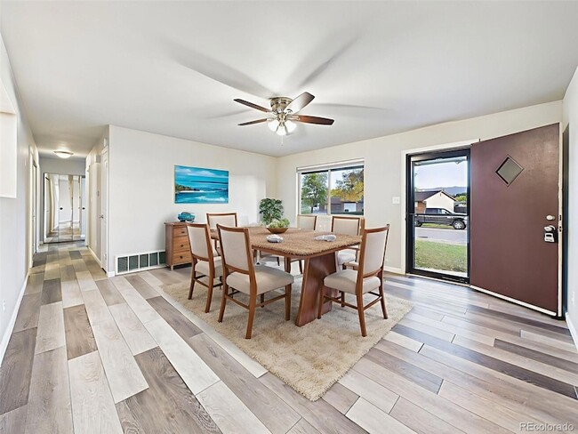 Building Photo - 3065 Penmoor Dr
