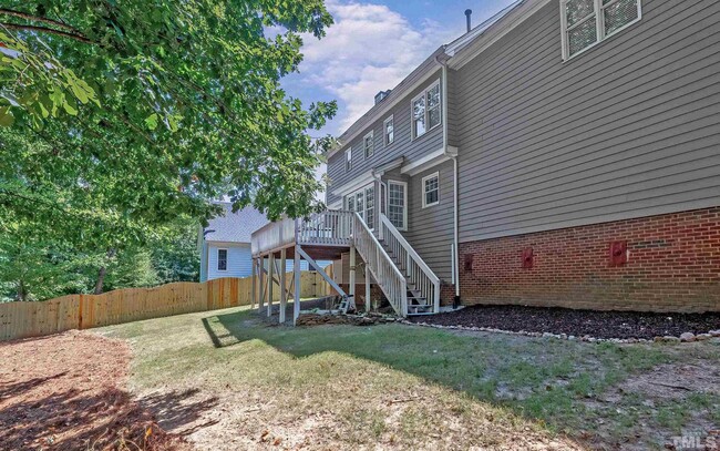 Building Photo - 305 Cary Pines Dr