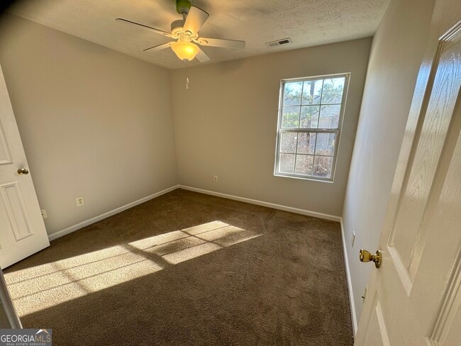 Building Photo - 5663 Windfall Ln