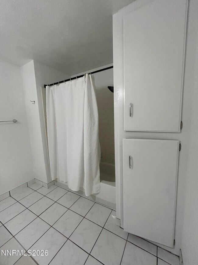 Building Photo - 3855 E Leonesio Dr