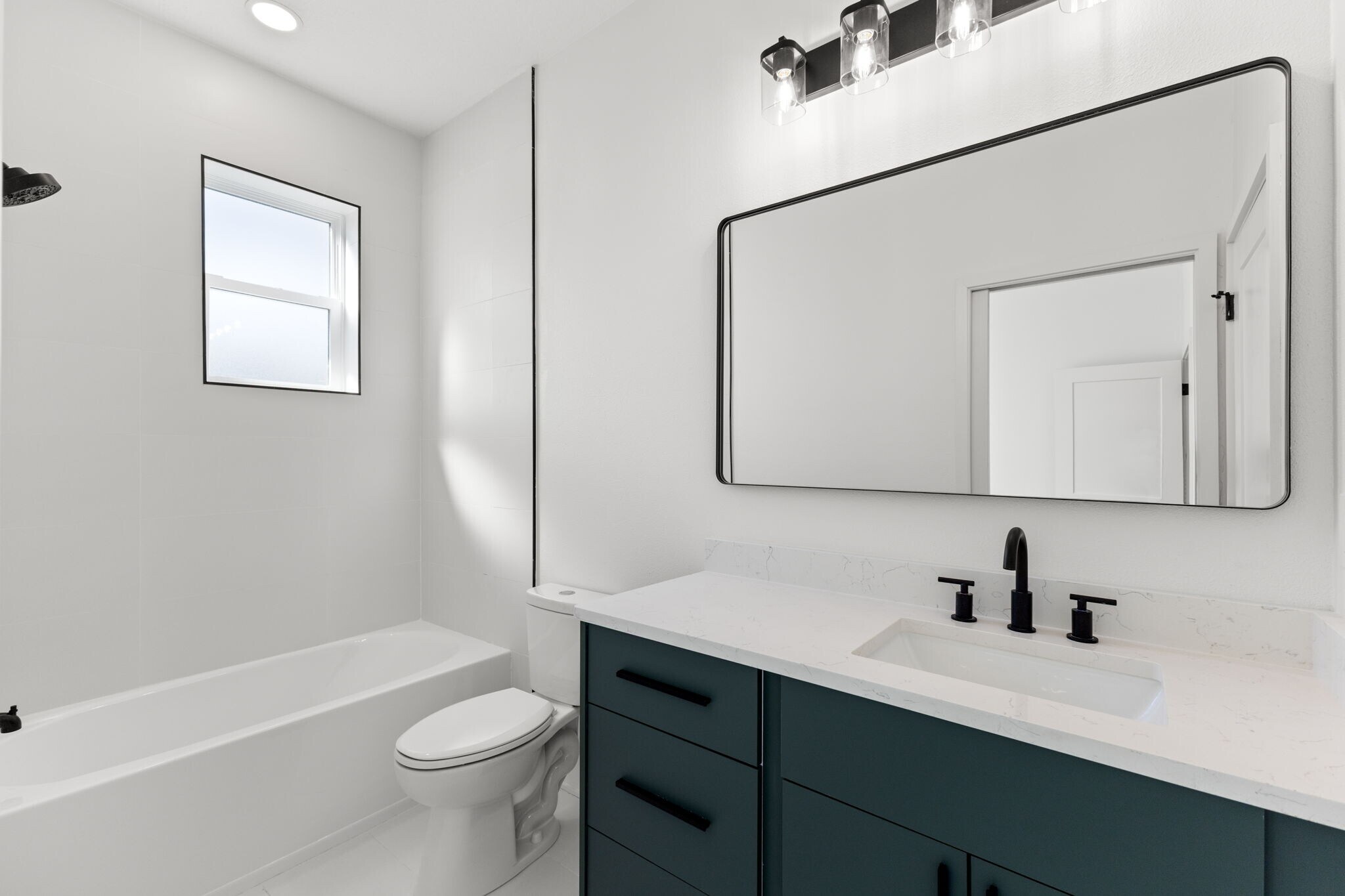 Building Photo - 2525 13th Ave N