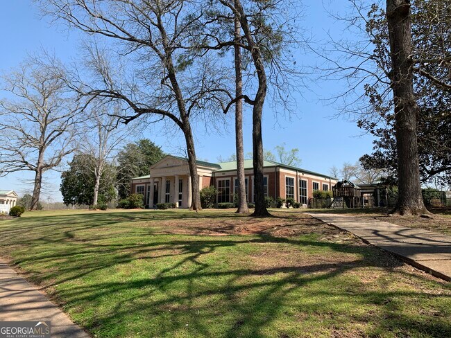 Building Photo - 709 Jefferson St