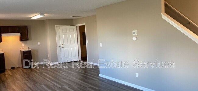 Building Photo - 806 Prescot Cir