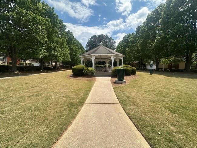 Building Photo - 120 Windcroft Cir NW