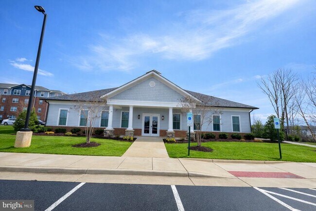 Building Photo - 7810 Bexley Ln