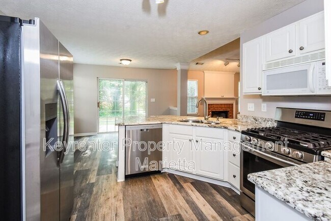Building Photo - 1393 Treewood Trail