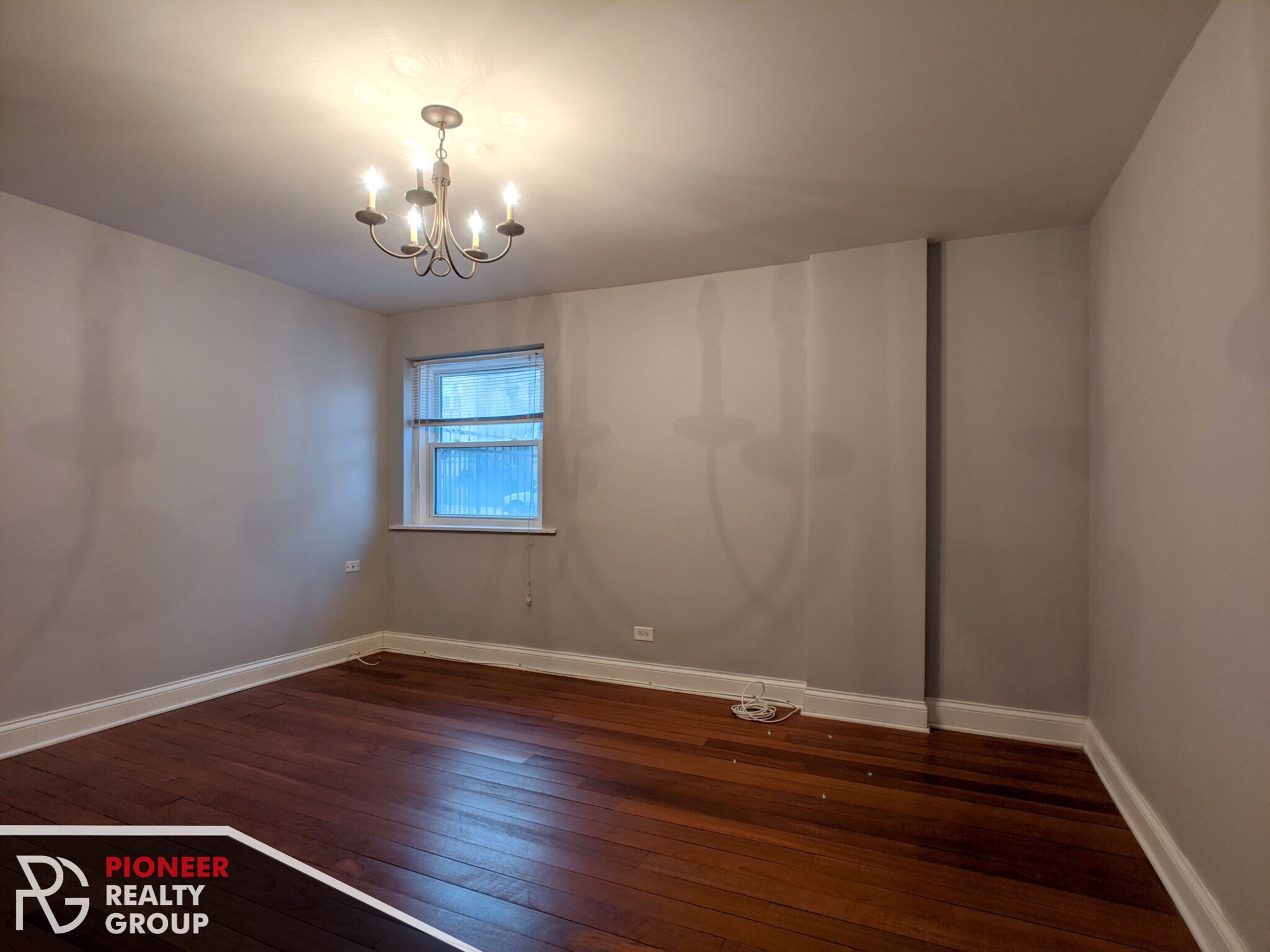 Building Photo - 5029 N Harding Ave