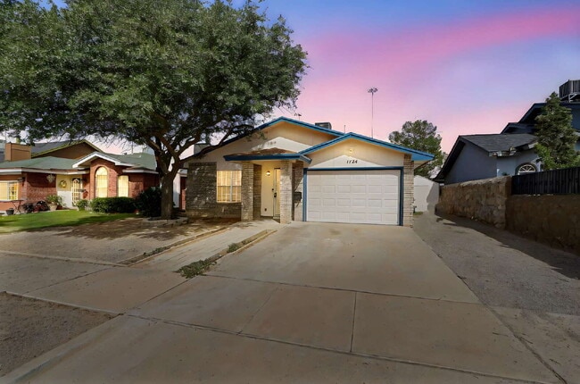 Building Photo - 1724 Gambel Quail Dr