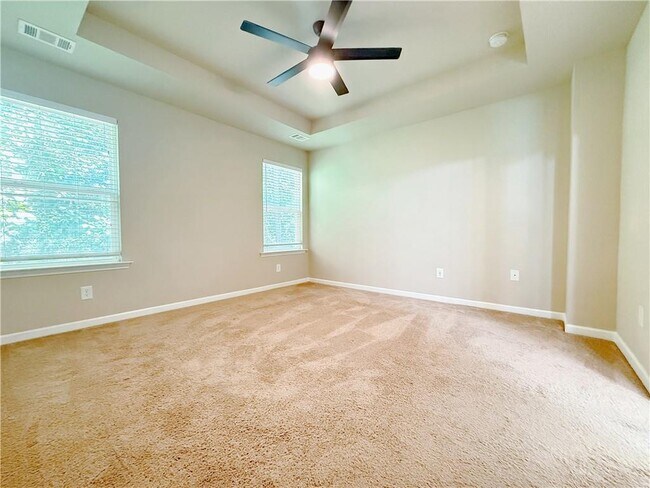 Building Photo - 305 Woodson Way