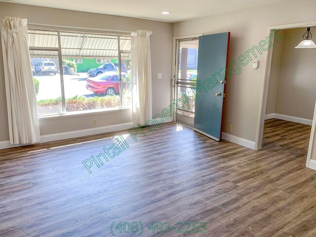 Building Photo - 817 Harrison St