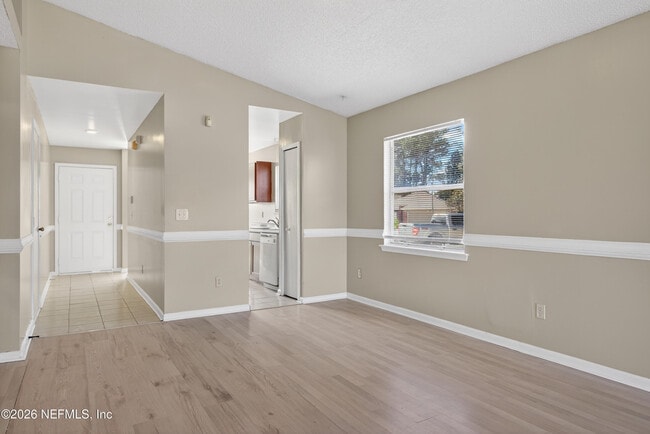 Building Photo - 8745 Buzz Ct