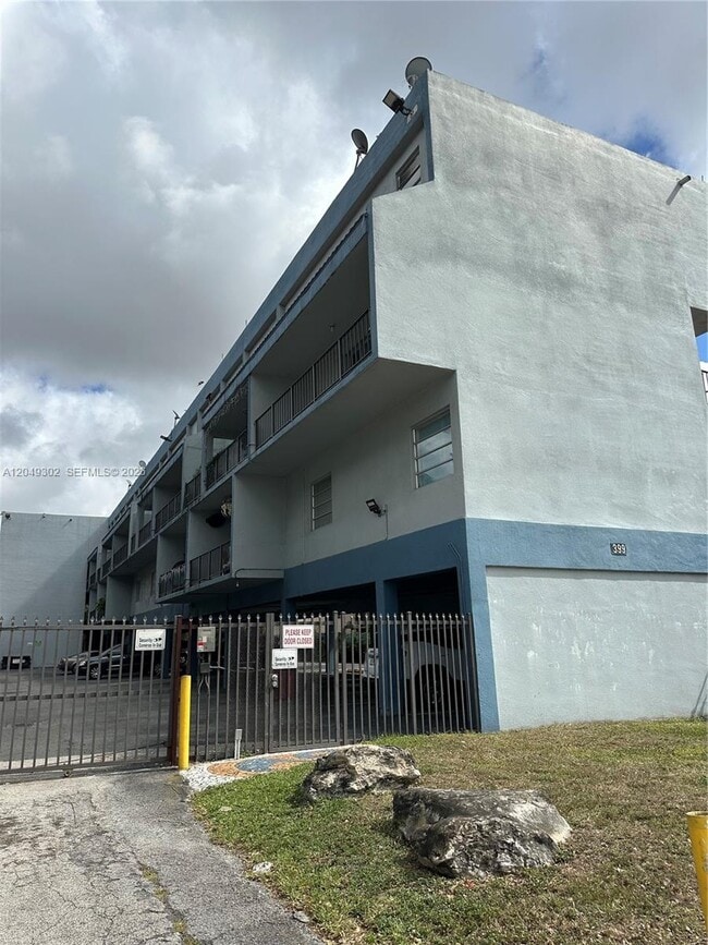 Building Photo - 399 NW 72nd Ave