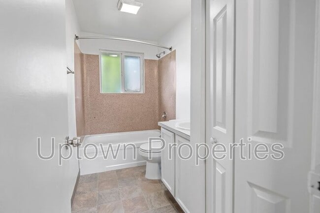 Building Photo - 13000 NW Cornell Rd