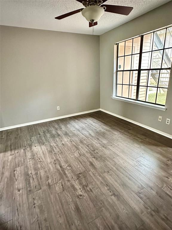 Building Photo - 2300 Old Spanish Trail