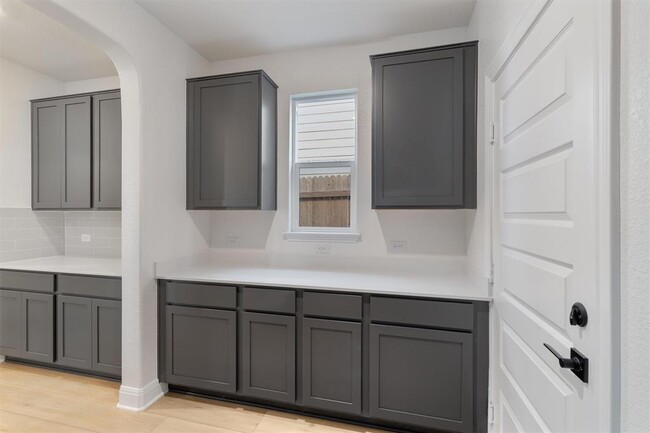 Building Photo - 8007 Marigny Wy